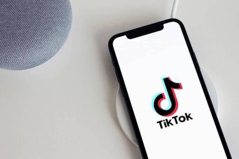 5 миллионов долларов за год: Forbes впервые составил рейтинг самых богатых TikTok-блогеров