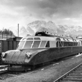 Фото дня: Швидкісний потяг, який курсував на заході України майже 100 років тому