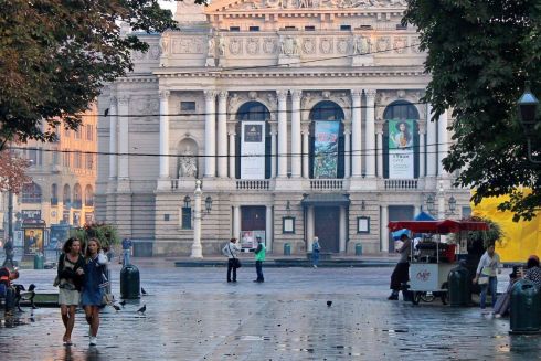 На одной из центральных улиц Львова запретили ездить на электросамокатах