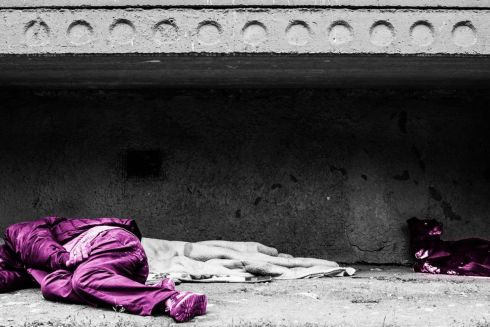 Для асоціацій і спогадів: у барі &laquo;Окно&raquo; відкриється фотовиставка у стилі сюрреалізму