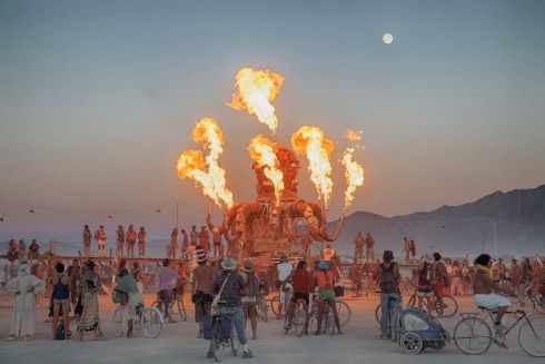 Фестиваль Burning Man покаже документальний фільм Art On Fire онлайн