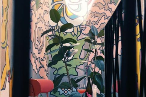 У Лісабоні відкрився український бар Sino bar з артом від сестер Фельдман