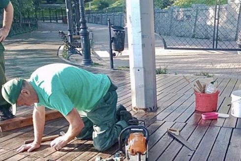 У Києві почали ремонтувати Алею художників: фото