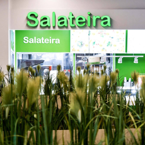 Мережа салат-барів Salateira відкрила перший магазин у Києві: що там пропонують