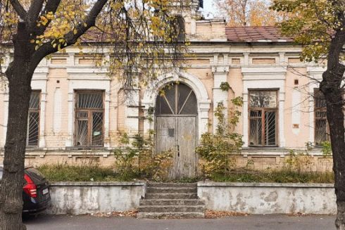 Прокуратура требует собственника заключить охранный договор на особняк Баккалинского