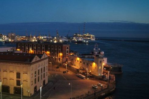 Де пити, їсти та розважатись у Генуї