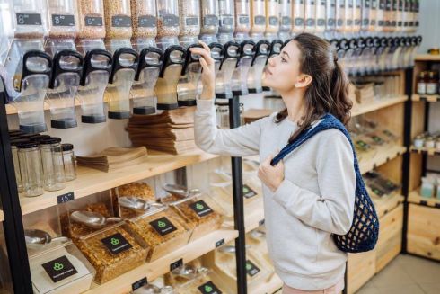 Хто і навіщо відкрив перший у Львові магазин продуктів без упаковки