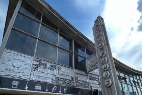 Київрада пропонує приватизувати Житній ринок з умовою капремонту за три роки