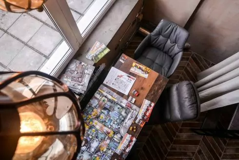 В Киеве открылось гик-пространство с коворкингом, настольными играми и библиотекой комиксов