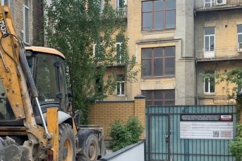 На Рейтарській під виглядом реставрації зносять історичну пам’ятку