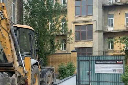 На Рейтарській під виглядом реставрації зносять історичну пам&rsquo;ятку