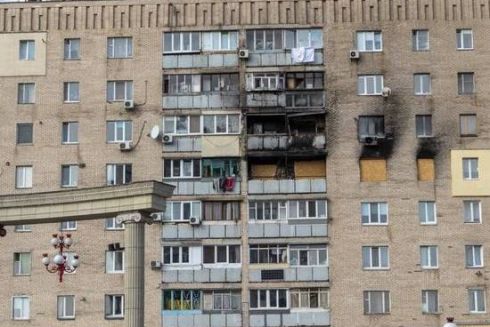 В Ирпене отремонтируют еще две многоэтажки, поврежденные обстрелами