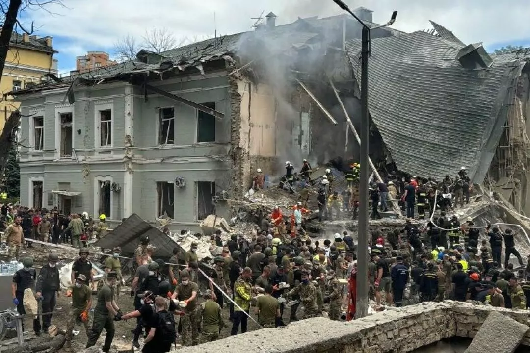 НАБУ перевірить тендери по відновленню "Охматдиту" та будівництву меморіального кладовища