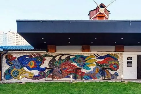 Власники ресторану &laquo;Вітряк&raquo; зберегли мозаїку 70-х років