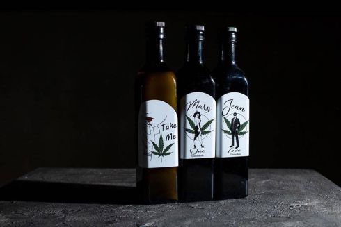 Во Львове открыли первое в Украине каннабис-кафе