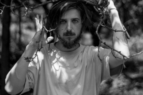 У Києві пройде фотовиставка, присвячена загиблому на війні поету Максиму «Далі» Кривцову