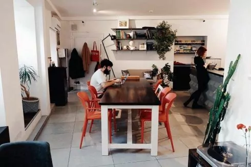 Возле клуба Atlas открыли кофейню &laquo;Культура&raquo;