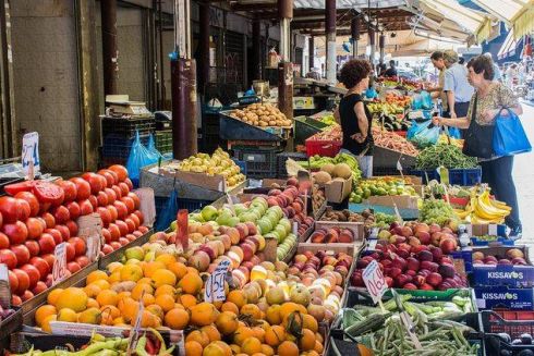 Кабмін дозволив роботу продуктових ринків