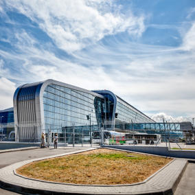 Аэропорт «Львов» может первым в Украине возобновить работу – Мининфраструктуры