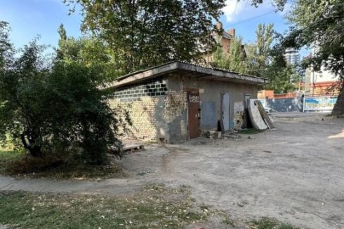 На Печерську хотіли звести багатоповерхівку на місці пункту вторсировини