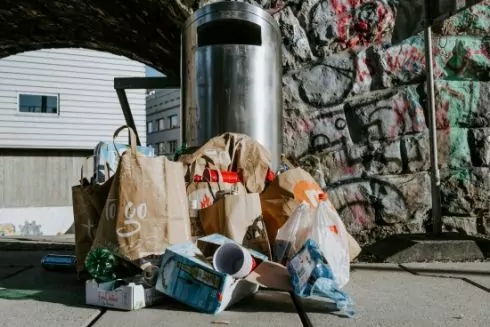 Куди здати сміття на переробку в Києві: 8 перевірених сервісів