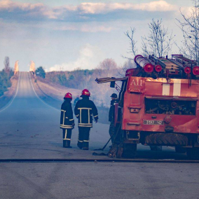 Фото: под Чернобылем горит почти 100 га леса