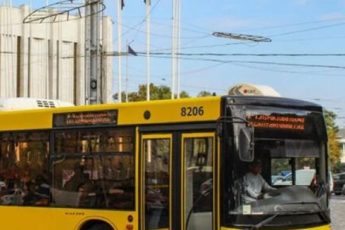 У Києві може здорожчати проїзд у громадському транспорті