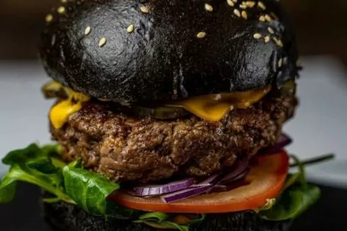 У Києві запустили доставку вуличної їжі різних країн світу