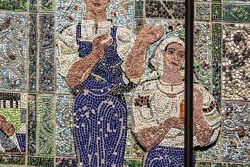 У Чернігові почали консервувати найстарішу у місті мозаїку: що відбувається