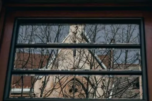 У Львові відновили історичні двері на вулиці Дмитра Вітовського: фото