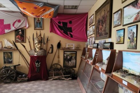 В Одесі від атаки російських дронів постраждав музей українського козацтва