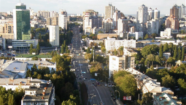 В Киеве предлагается переименовать Воздухофлотский проспект. Горожане против такого решения