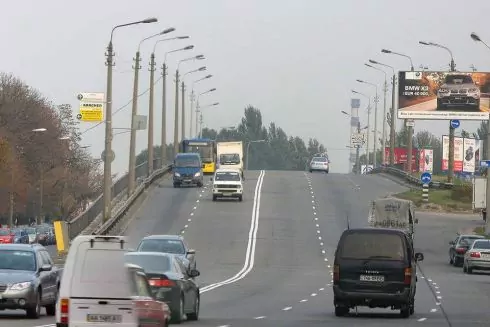 Суд вернул проспектам Бандеры и Шухевича прежние названия