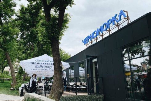 На Печерске открыли ресторан морепродуктов «Черноморка»