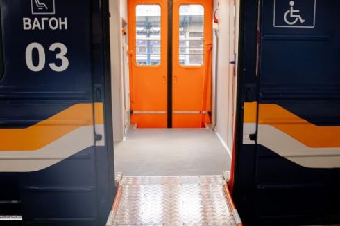 &ldquo;Укрзалізниця&rdquo; запустила ще один модернізований потяг: із пандусами та місцями для людей з інвалідністю