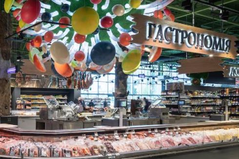 В Белогородке открыли «Сильпо» в стиле «Гоблинкор», пропагандирующего близость с природой