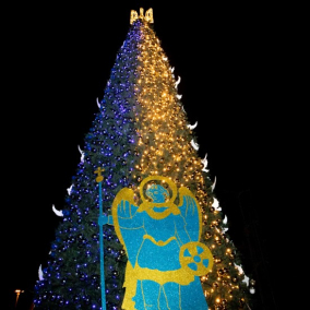 На Софийской площади установят новогоднюю елку за счет меценатов