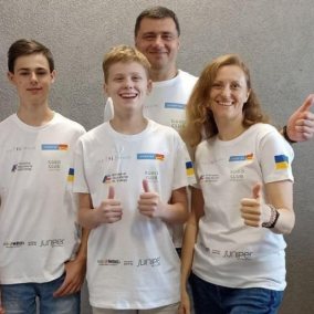 Український школяр створив ШІ-технологію, яка допомагає вивчати жестову мову