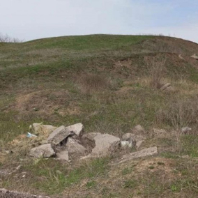 У Маріуполі окупанти знищують археологічну пам’ятку курган Дід