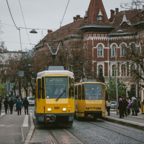 Ще два енергоощадні трамваї з Берліна почали курсувати у Львові: фото