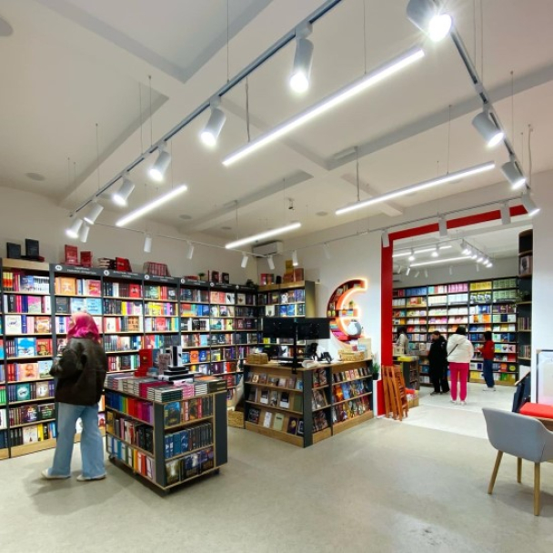 На Центральному залізничному вокзалі відкриється “Книгарня “Є”