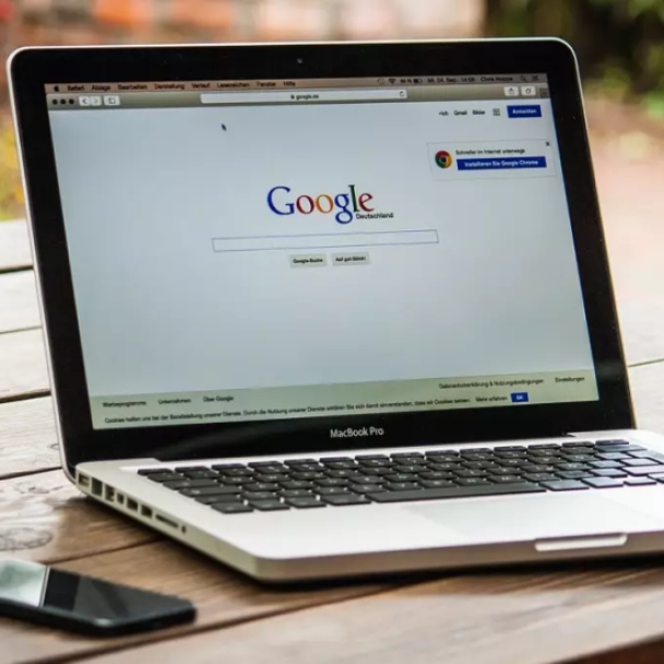 Google надасть українцям безкоштовний доступ до курсу про штучний інтелект: де і як подати заявку