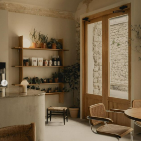 Українська студія Paliychuk Olga Design створила інтер’єр для іспанської кав’ярні: фото