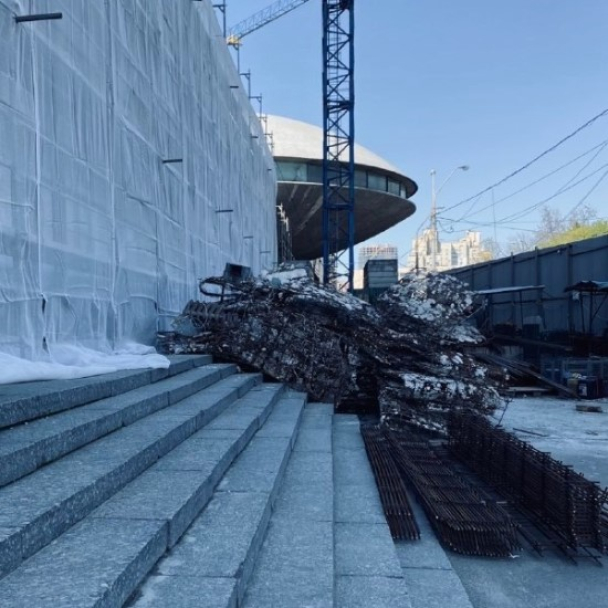 Активісти просять захистити “Тарілку”, впритул до якої зводять ТРЦ Ocean Mall
