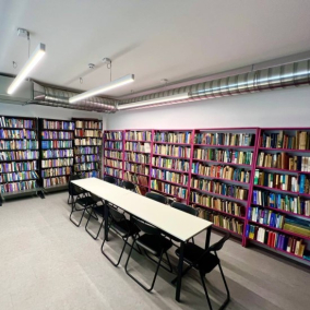 У Львові відкрили бібліотеку ProFashion із швейним коворкінгом і фотостудією