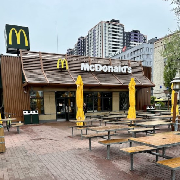 McDonald’s на Севастопольській площі зачиняється на ремонт