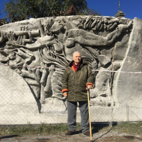 Помер український скульптор Володимир Мельніченко — творець мозаїк на Центральному автовокзалі та Стіни пам’яті