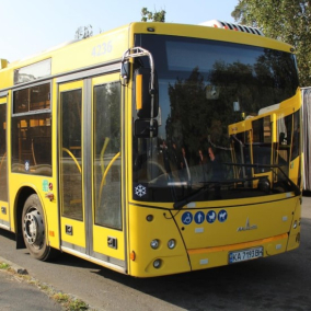 На Дарниці запустять автобус, що возитиме містян із віддаленої лісової зони