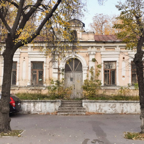 Прокуратура вимагає власника укласти охоронний договір на особняк Баккалинського