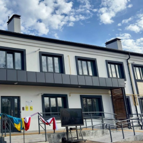 На Київщині відкрили гуртожиток для родин, які втратили житло: фото